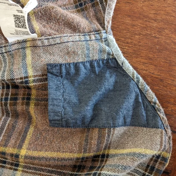 100% Cotton Prana Flannel Button Down - Picture 5 of 5